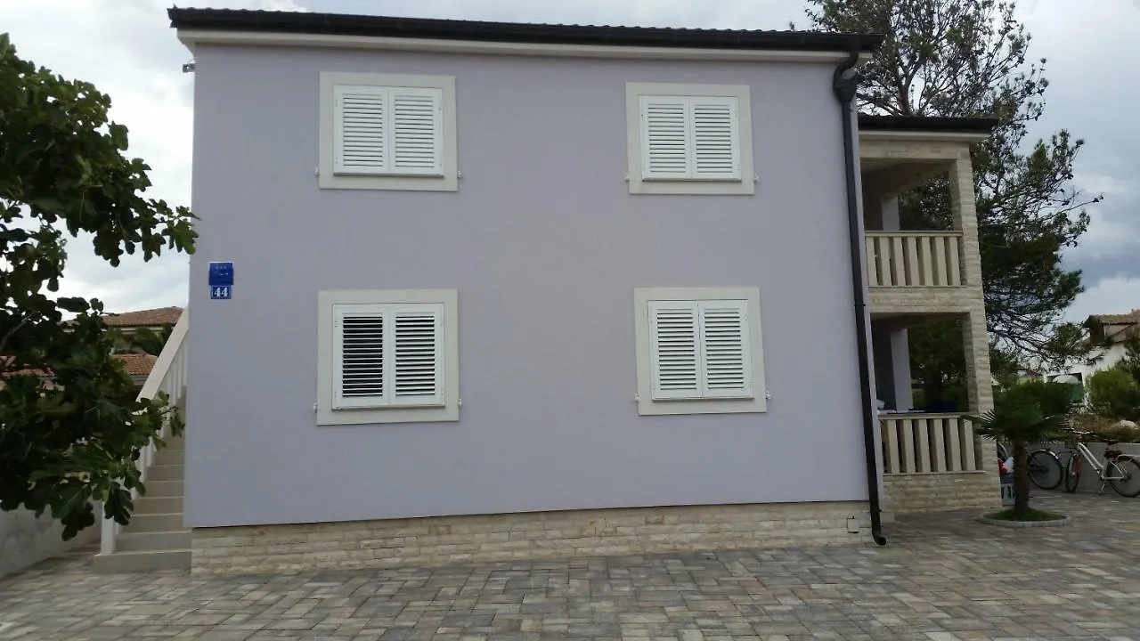 Apartman Lavanda Centar Vir Croatia
