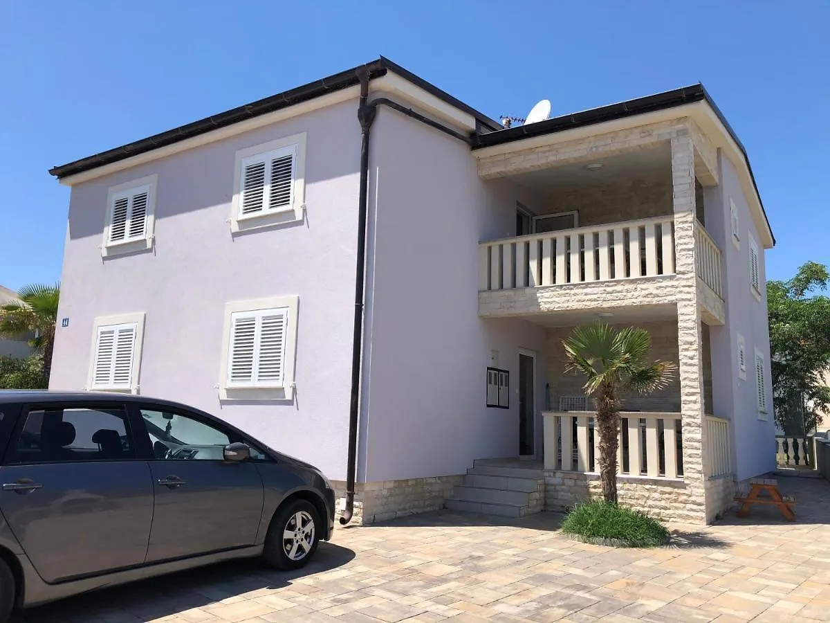 Apartman Lavanda Centar Vir