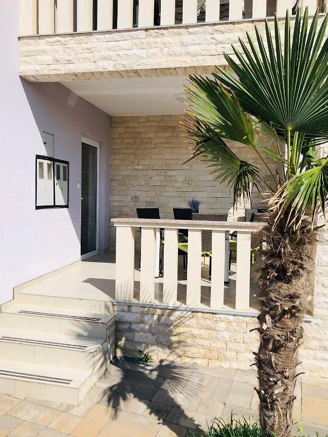 Lavanda Centar Vir Apartman